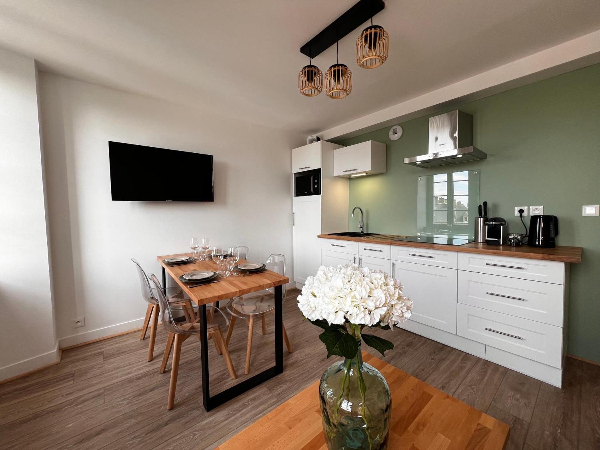 Appartement Gordon Smith, En Plein Centre, 4 Pers Sainte-Mère-Église Extérieur photo